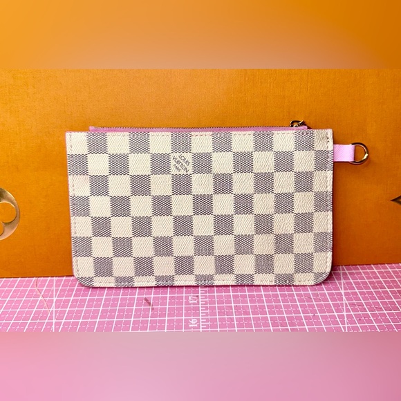 💗 Damier Azure Pink Pochette Leather Wristlet Pouch bag - Picture 10 of 15